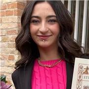 Specializzata in ripetizioni di diritto e Economia Aziendale